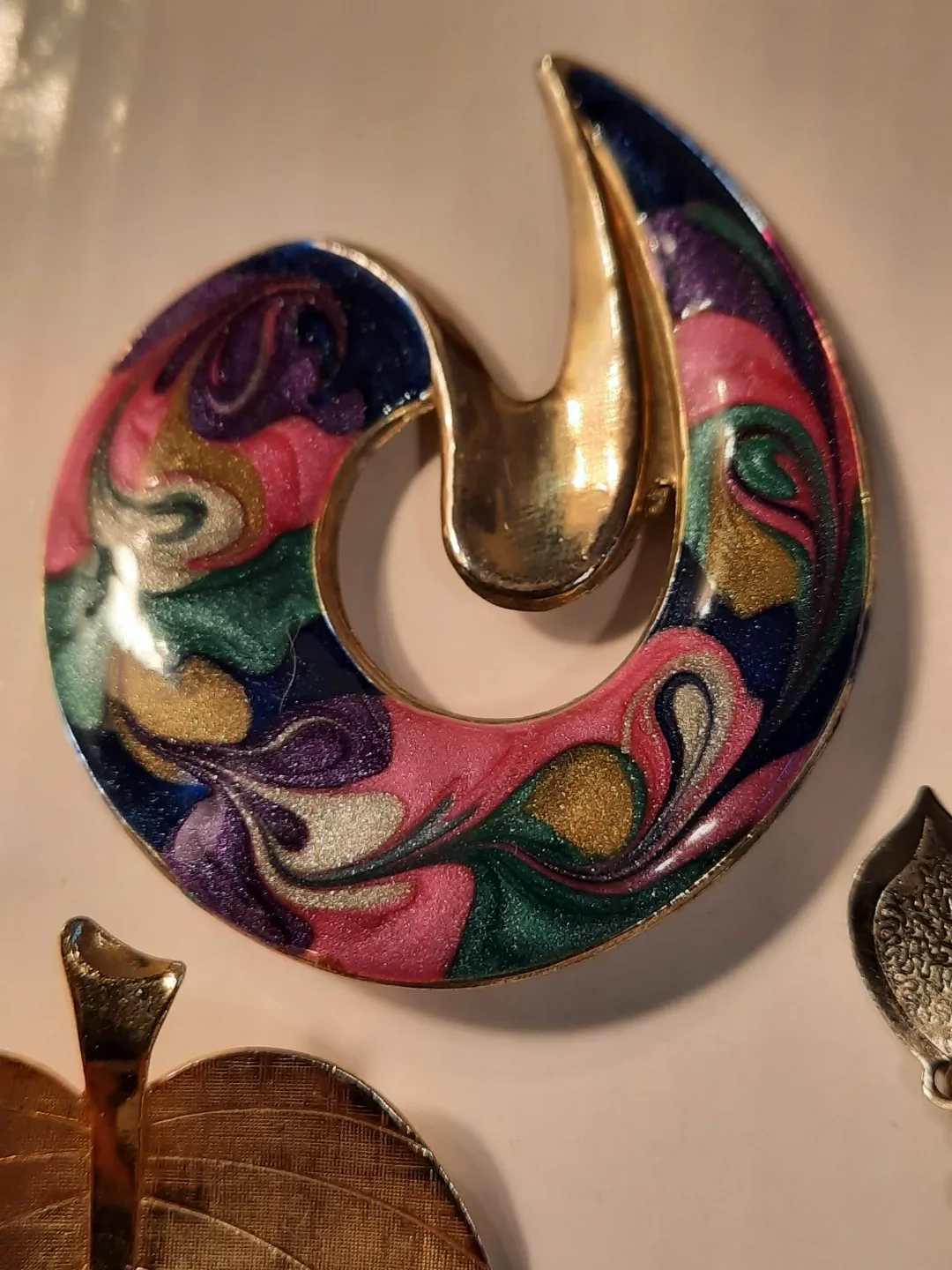 Vintage Brooch Lot - Leaf, Heart, and Swirl Designs - photo 5