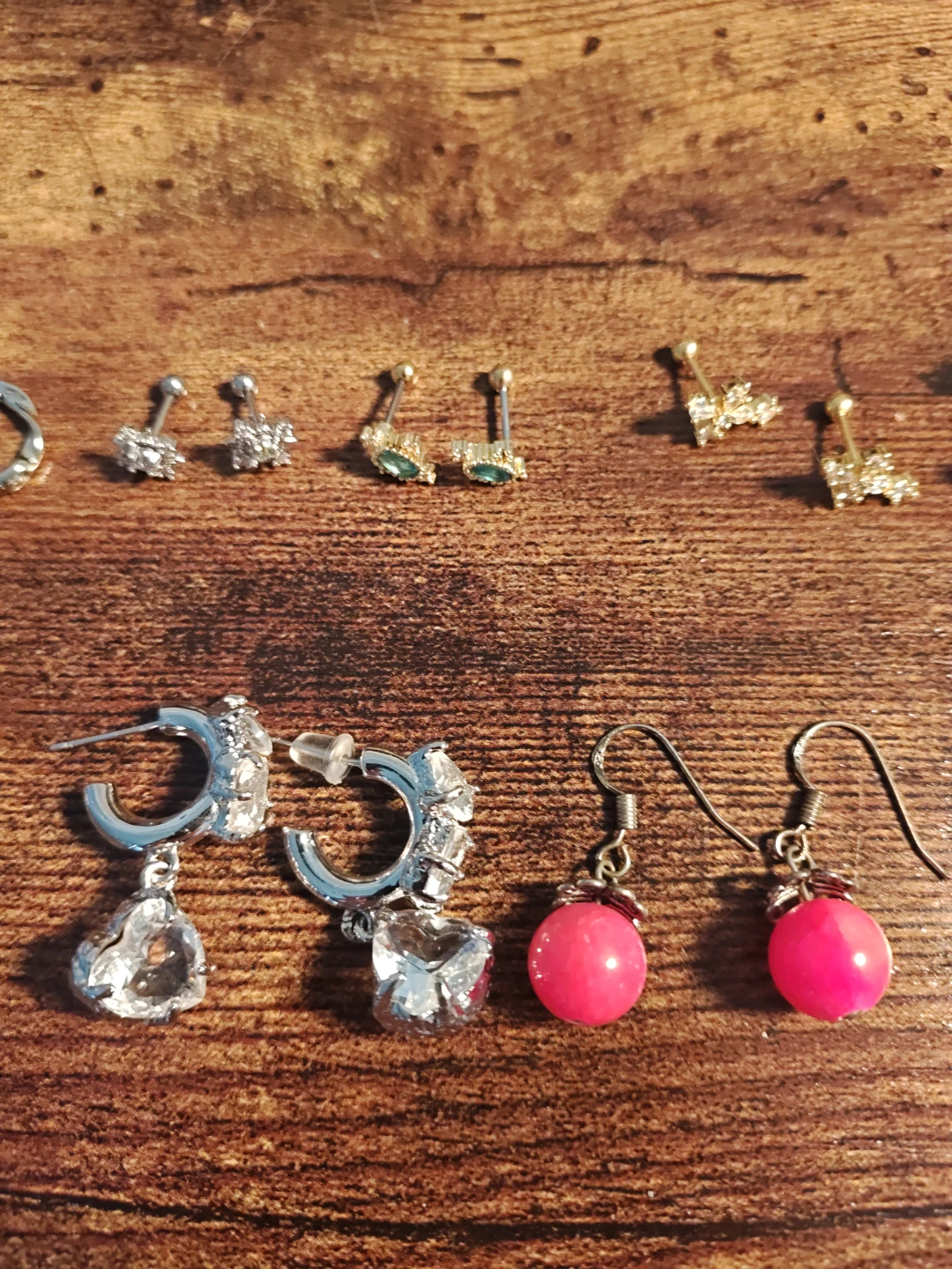 Assorted Earrings and Jewelry Organizer - photo 4