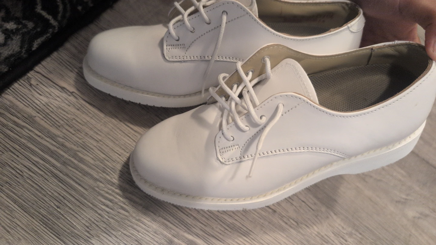 White Leather Oxford Shoes - photo 2