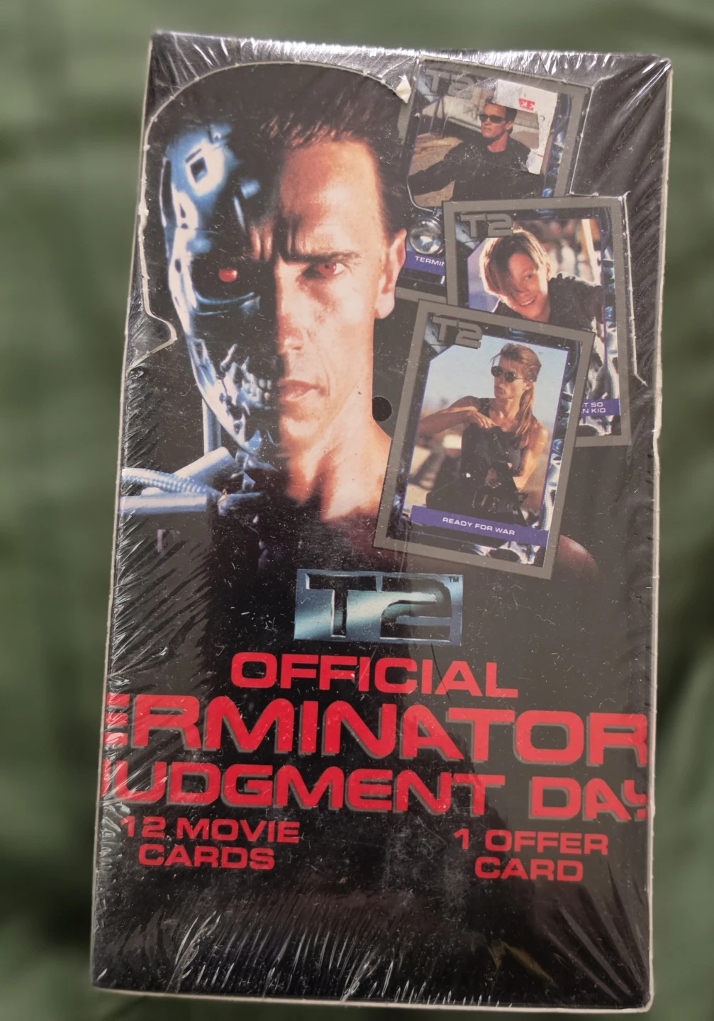 T2 Official Terminator Judgment Day Movie Cards Box