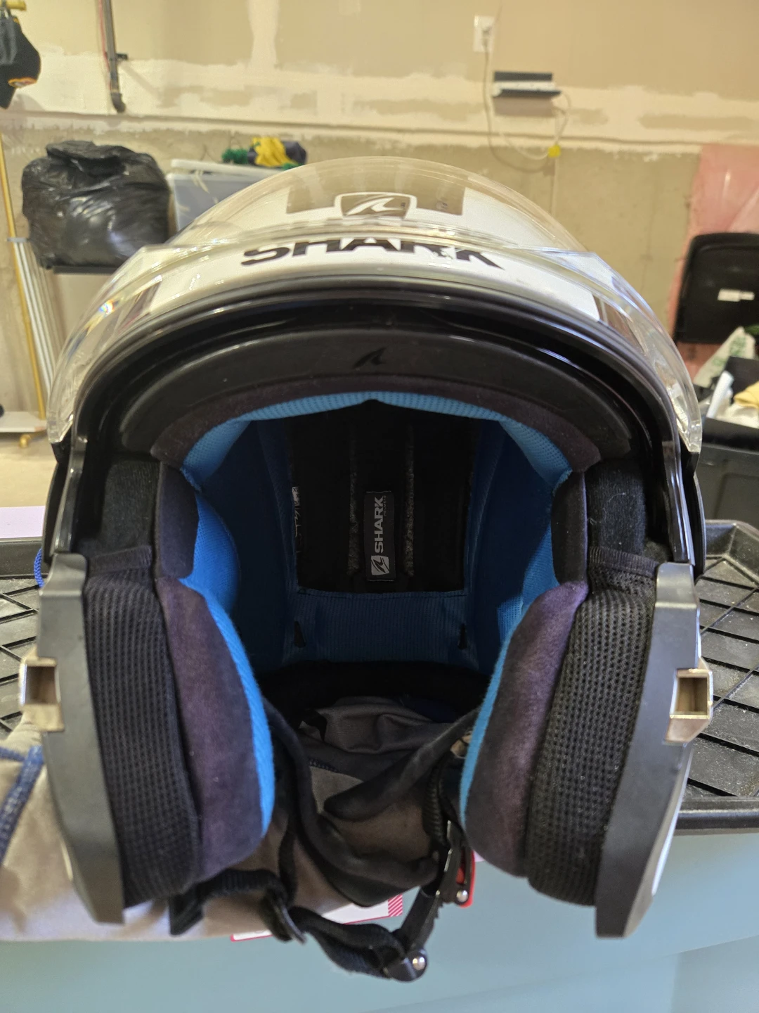 Shark Motorcycle Modular Helmet - photo 2