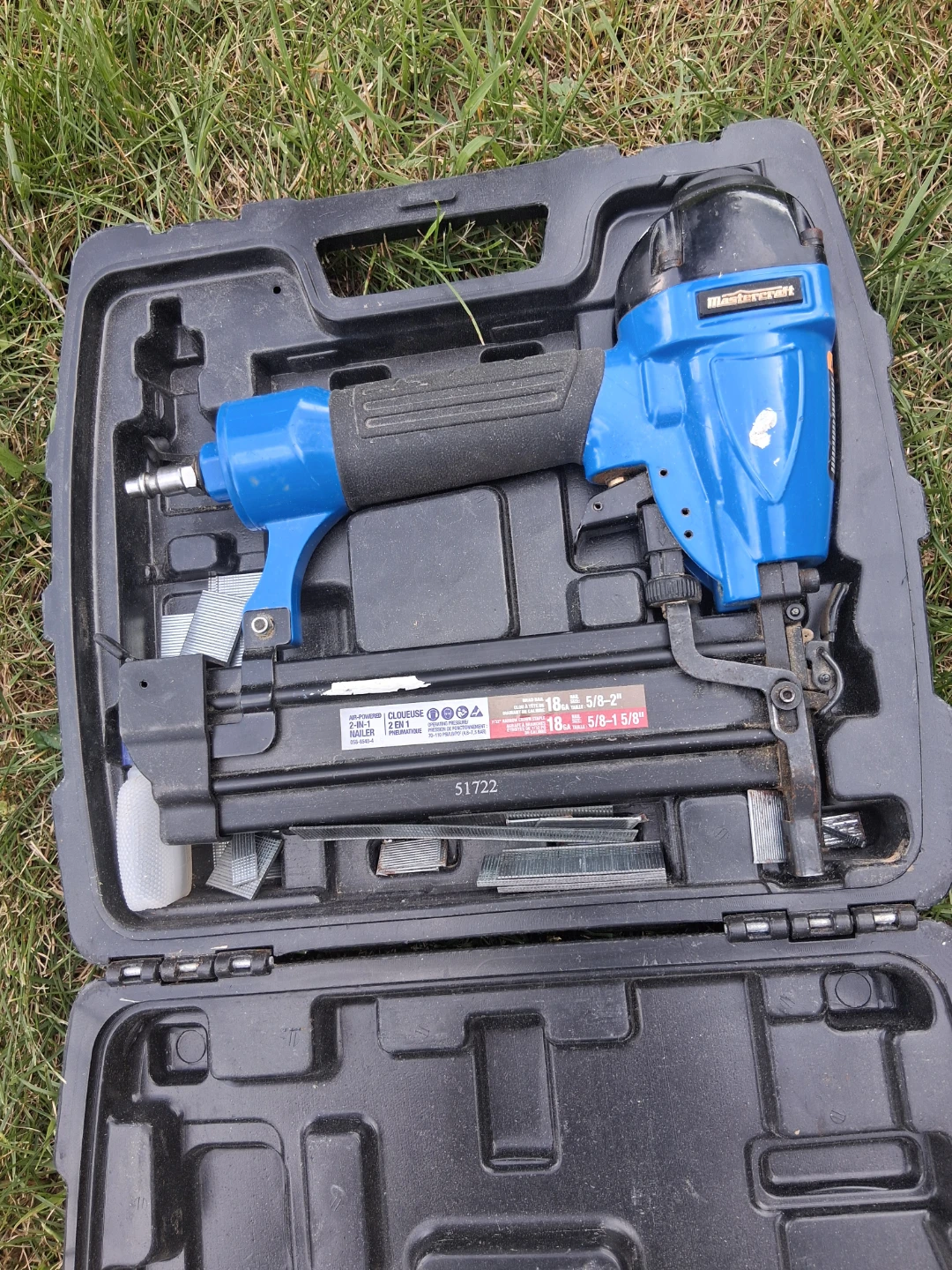 Mastercraft 2-in-1 Pneumatic Nailer