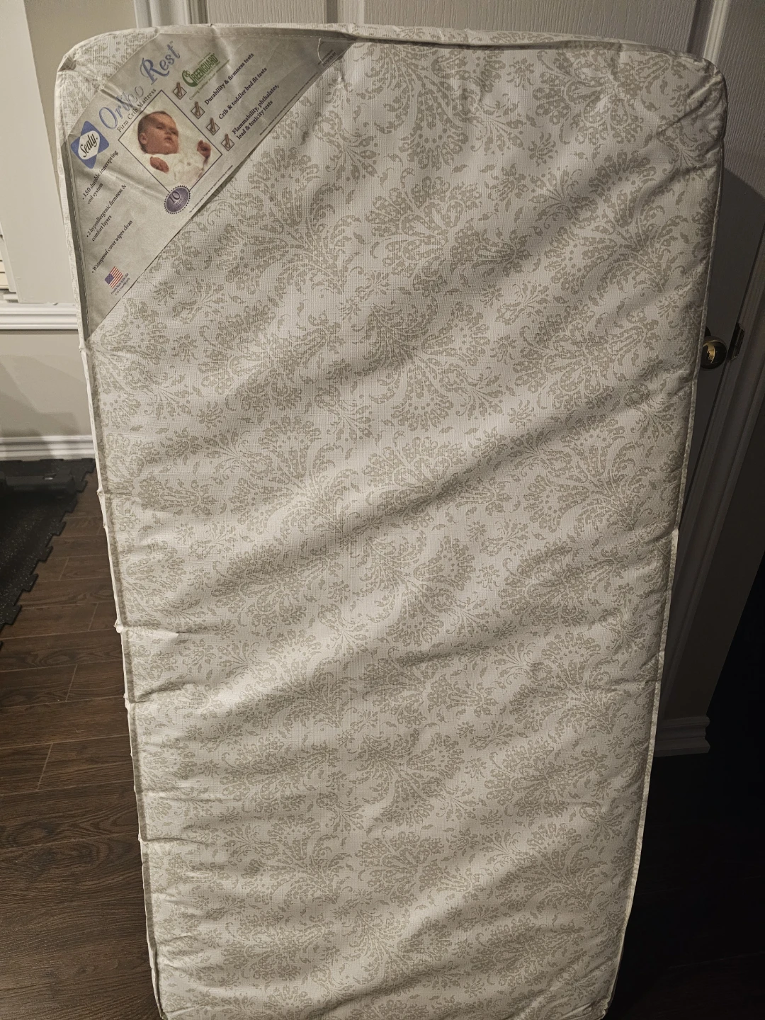 Sealy "Oh So Real" Crib Mattress