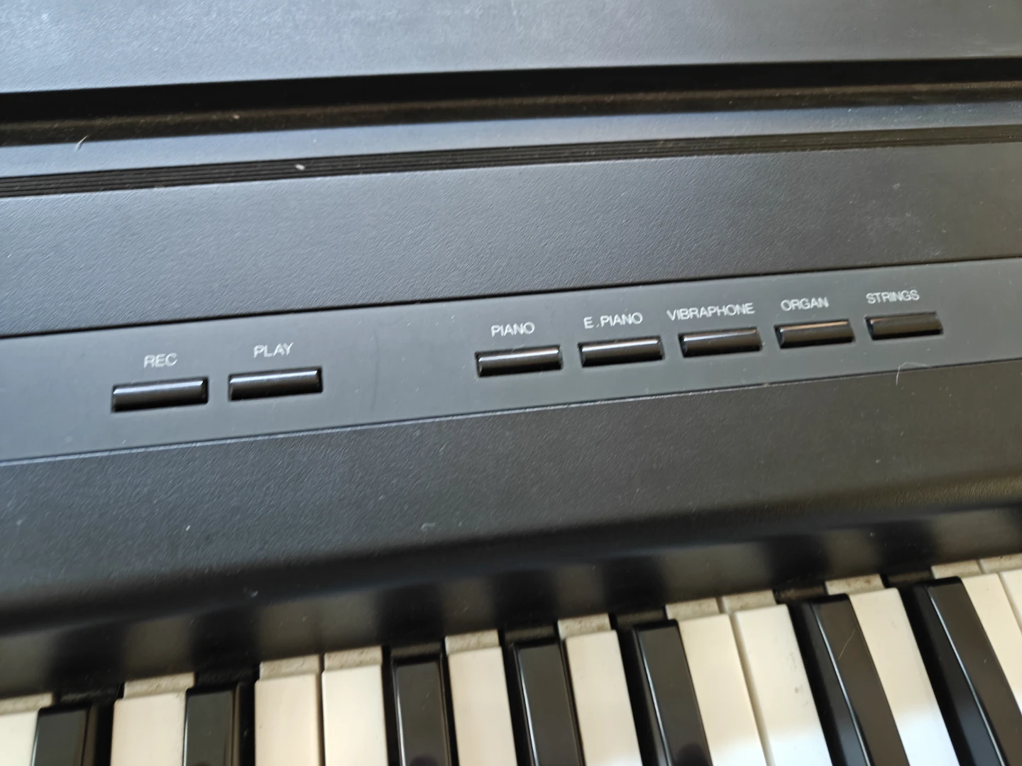 Roland EP 5 keyboard - photo 2