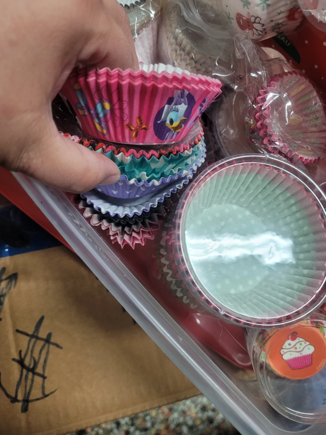 Cupcake Liners and Wraps Assortment - photo 4