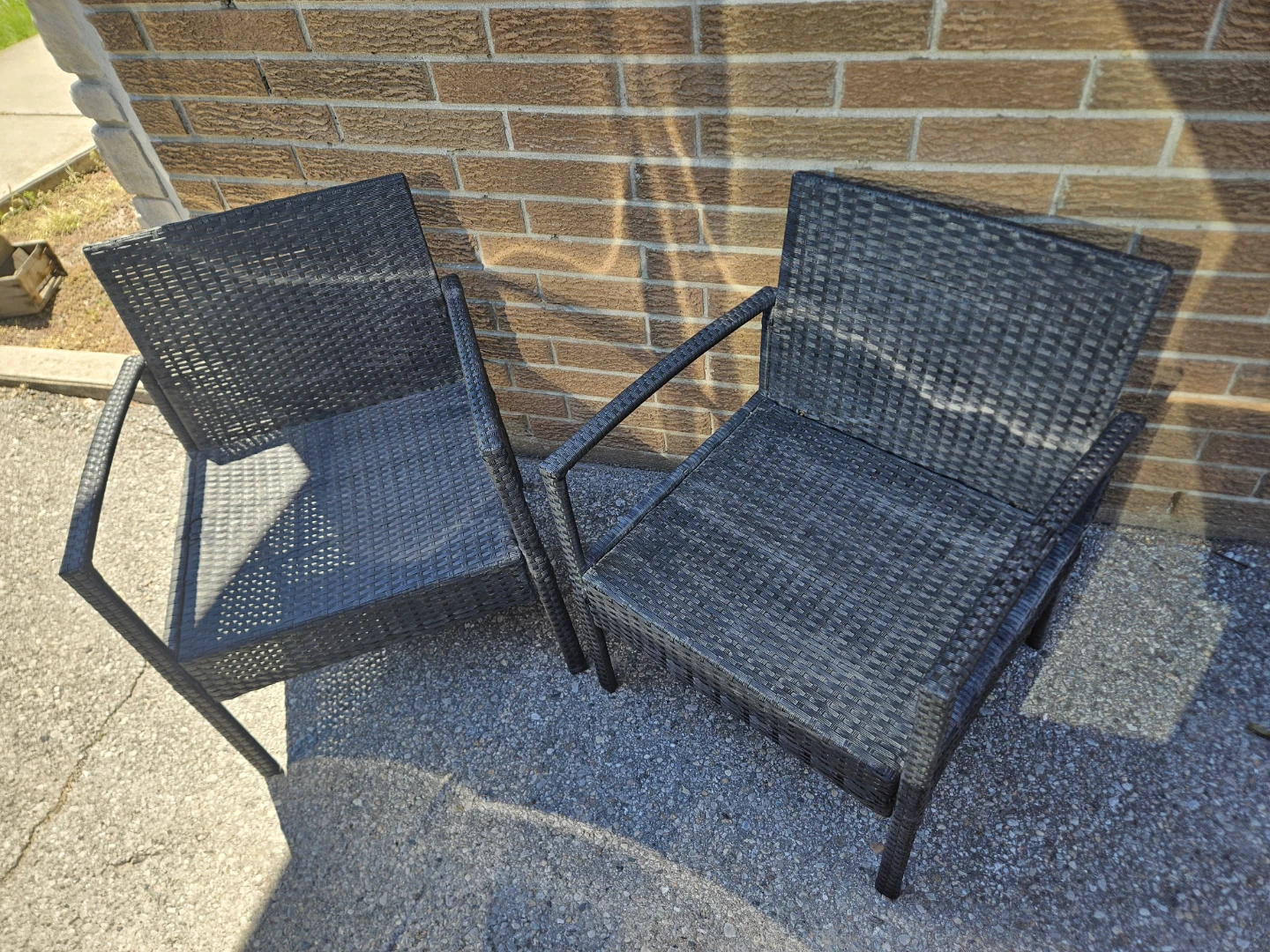 Patio Set - 2 Chairs