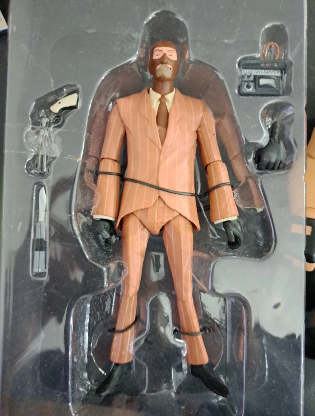 Team Fortress 2 Red Team NECA figures - photo 5