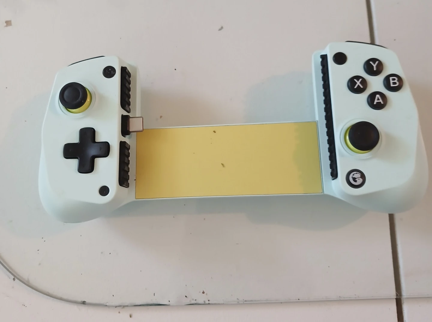 Gamesir X2 Mobile Gaming Controller