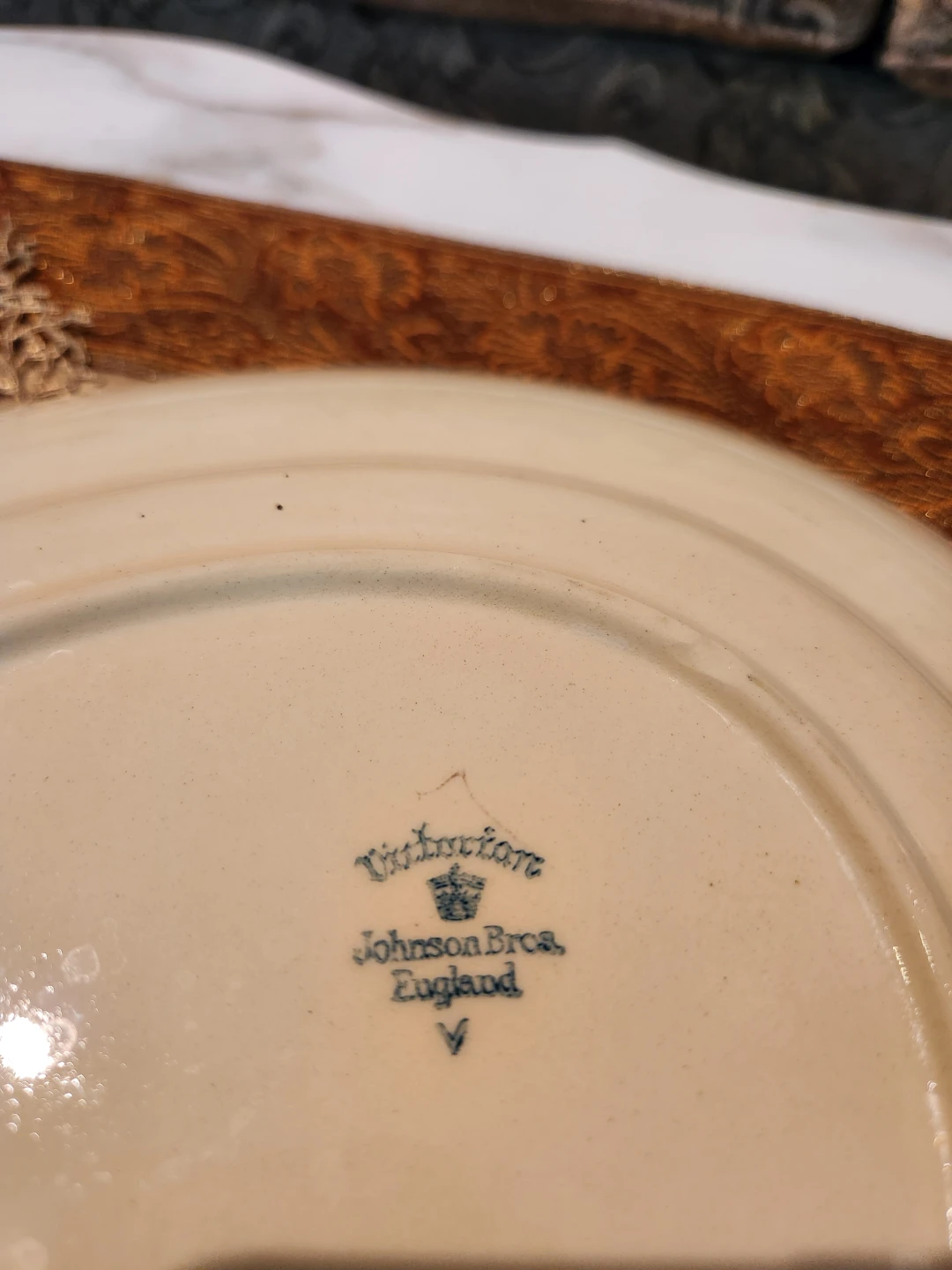 Johnson Bros. Victorian Serving Platters (Set of 2) - photo 3