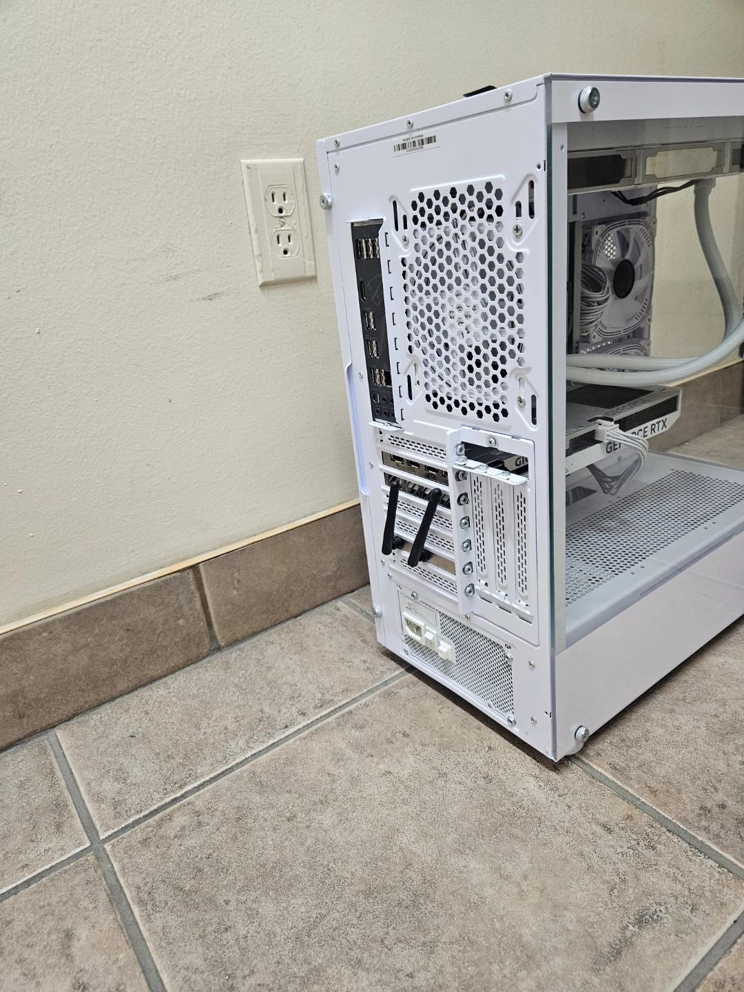 White ryzen 5800x pc - photo 2