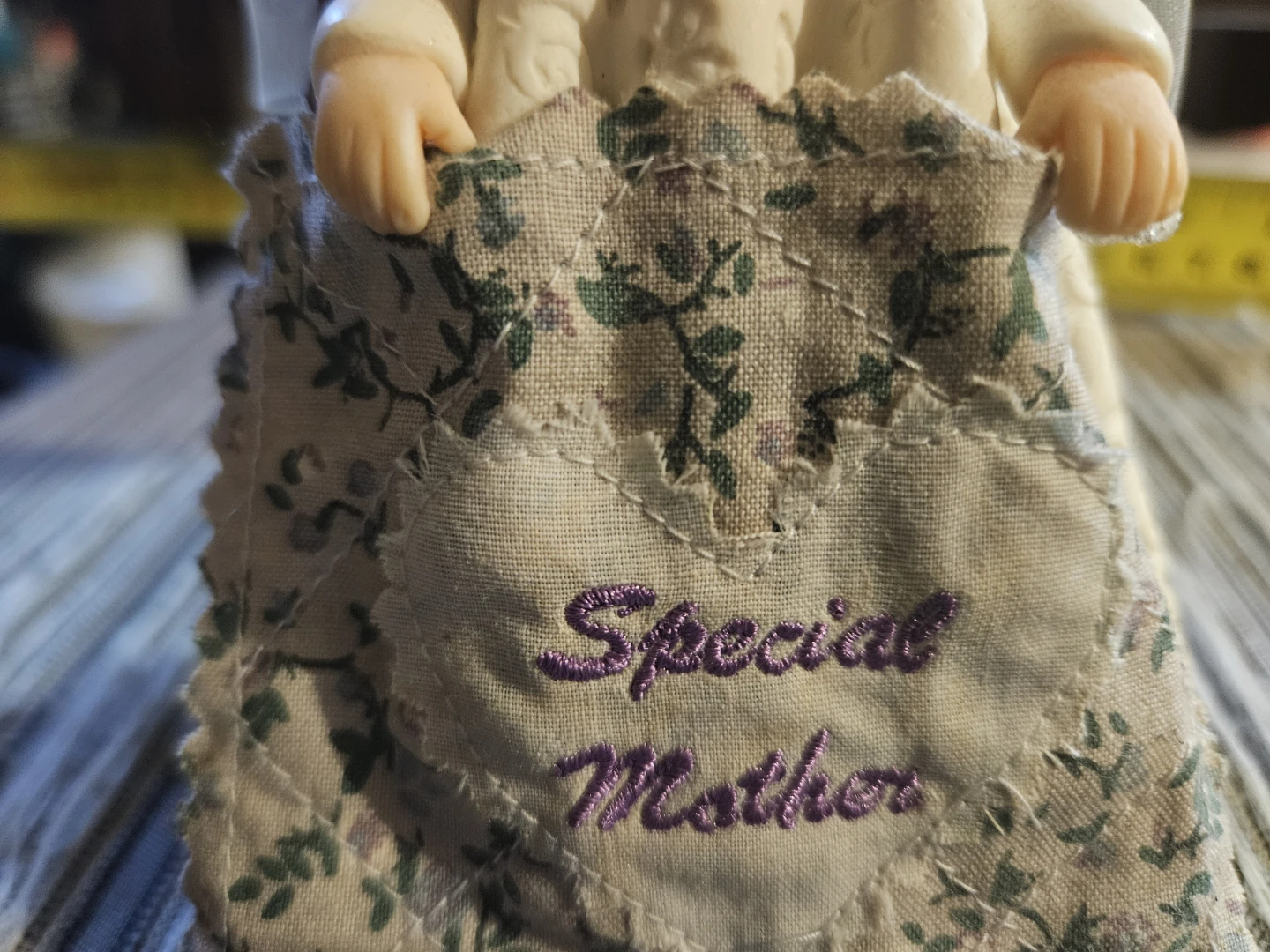 Angel Figurine "Special Mother" - photo 3