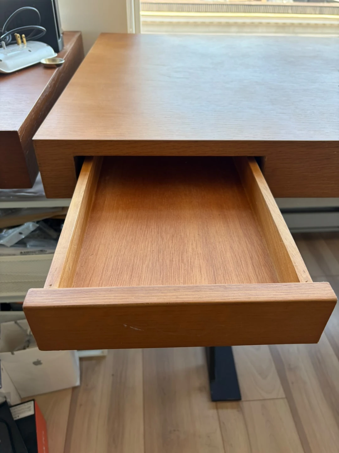 Tokyo Desk - photo 2