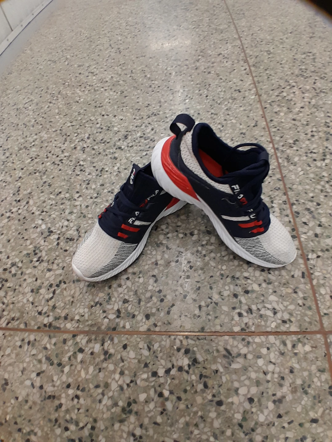 Fila Running Shoes Men's Size 8 - photo 4