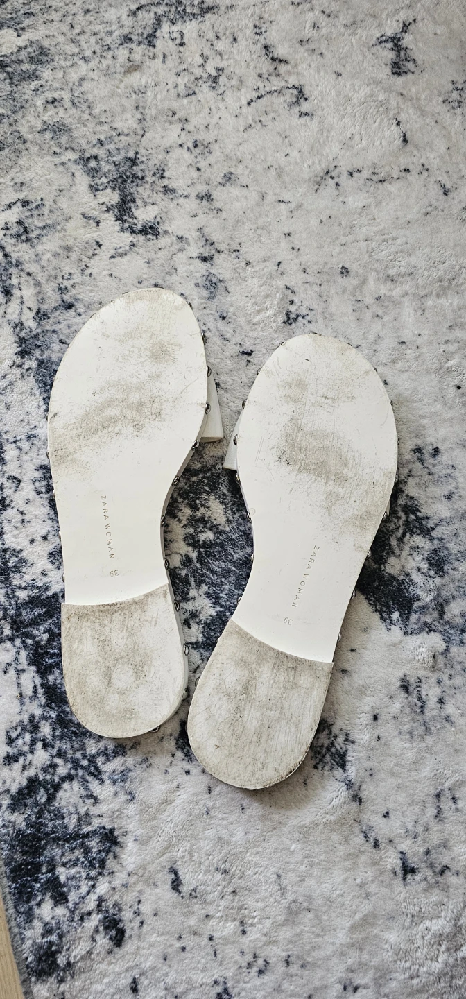 White Zara Flat Sandals Size 8 - photo 2