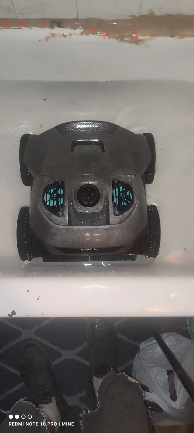 Aiper Seagull Pro Robotic Pool Cleaner