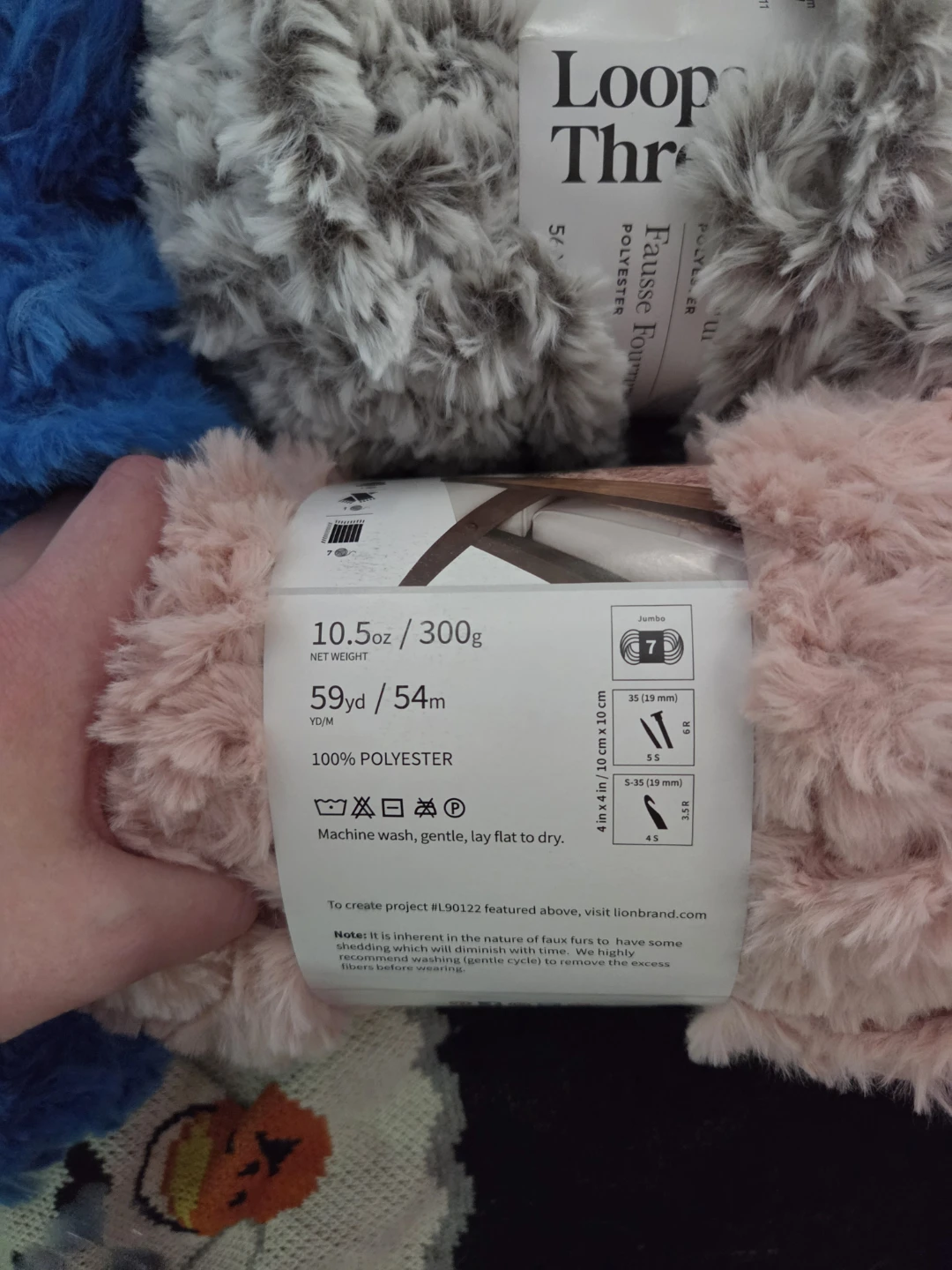 Lion Brand Faux Fur Yarn - photo 3