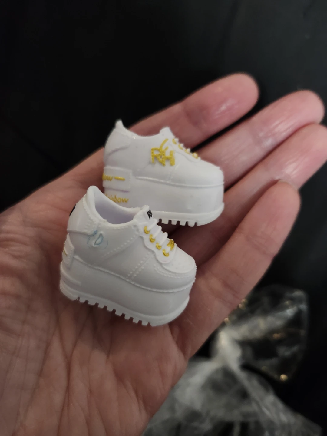 $5 rainbow high doll  shoes