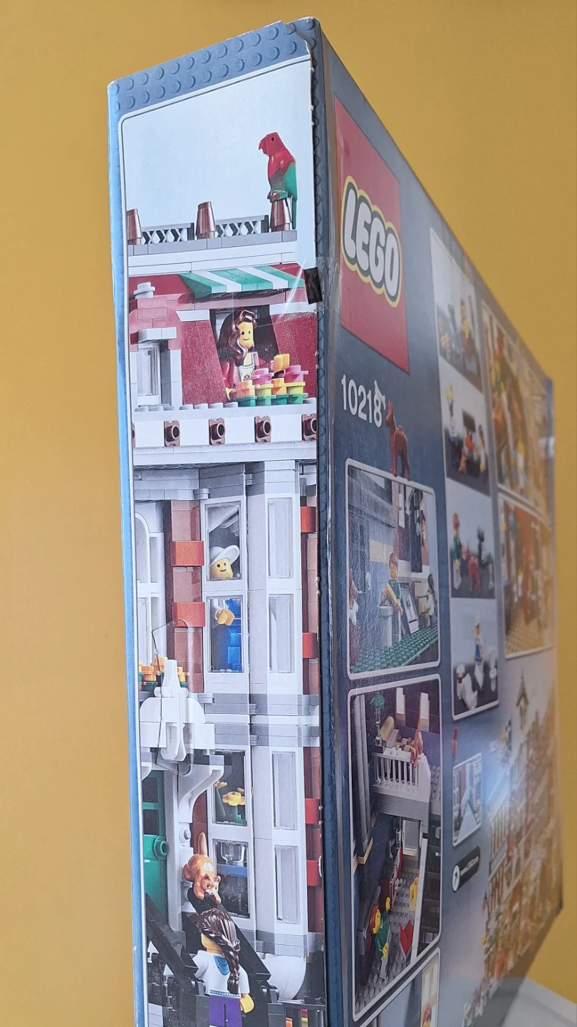 Lego Pet Shop 10218 - Building Toys - photo 5
