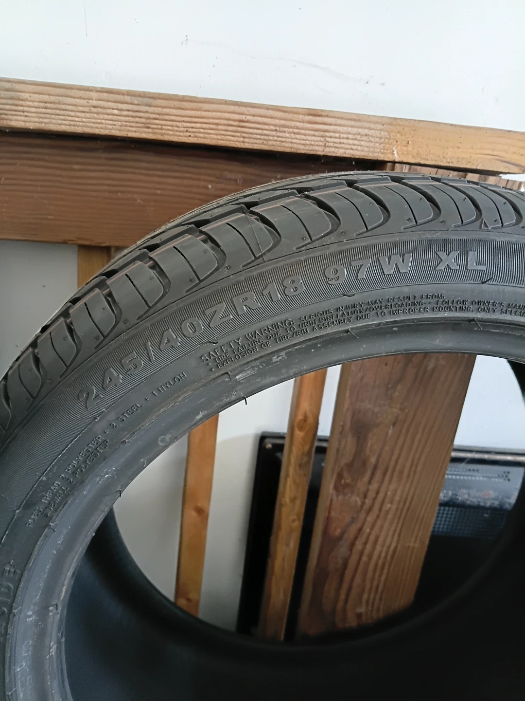 Powertrac Cityracing Tire 245/40ZR18 97W XL - photo 3
