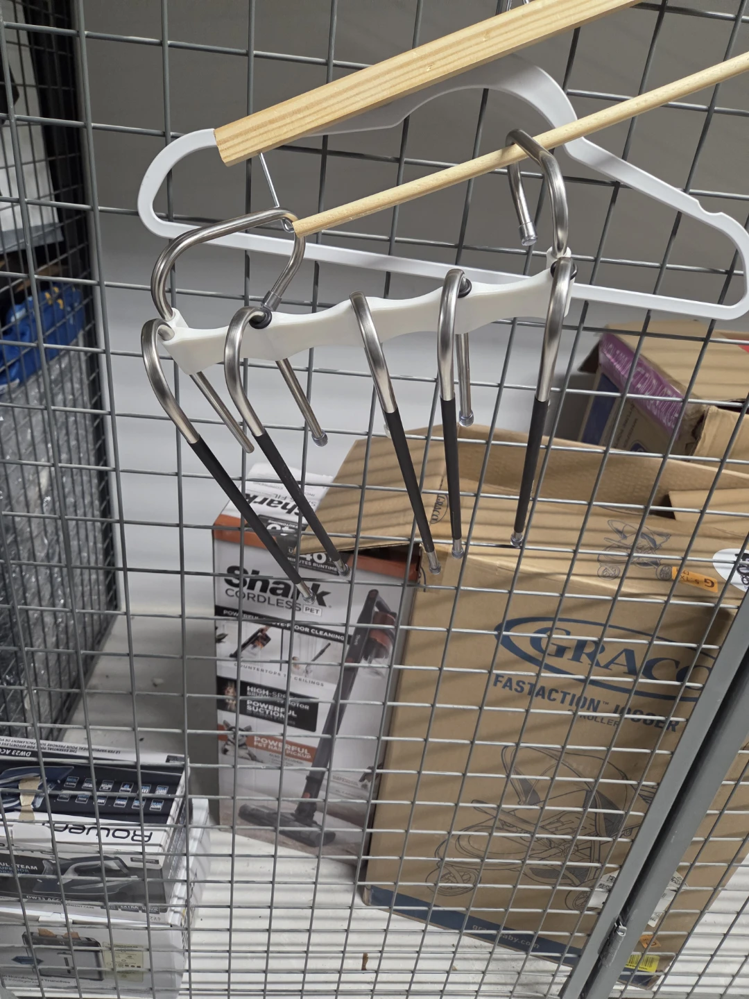 Set of 12 Metal Clothes Hangers with Rubber Grips - photo 3