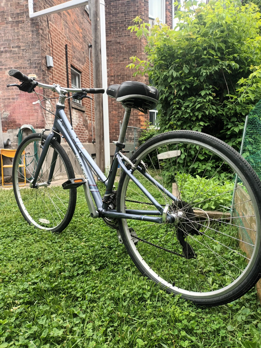 Raleigh Women's Bike - photo 3