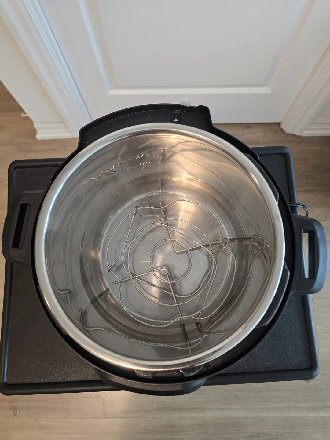 Stainless Steel Instant Pot Duo V5 7-in-1 Pressure Cooker– 6 QT - photo 4