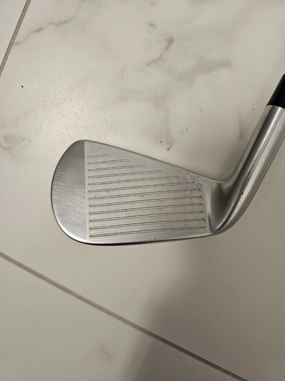 Srixon Z765 #4 iron - photo 2