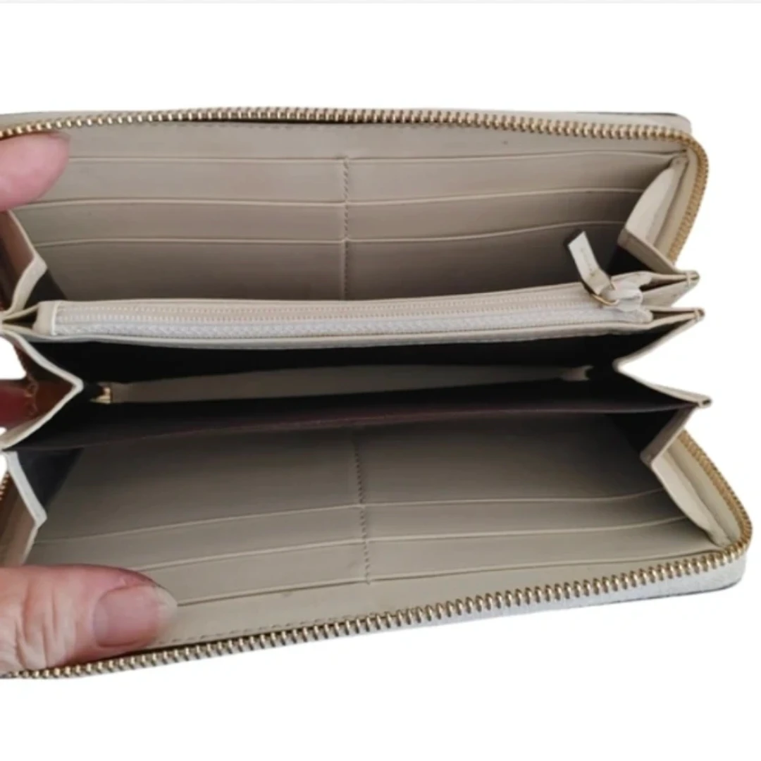 Gucci Sylvie Cream Leather and Stripe Wallet - photo 3