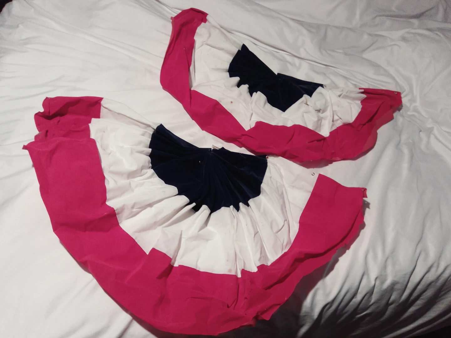 2 Patriotic Bunting Flags