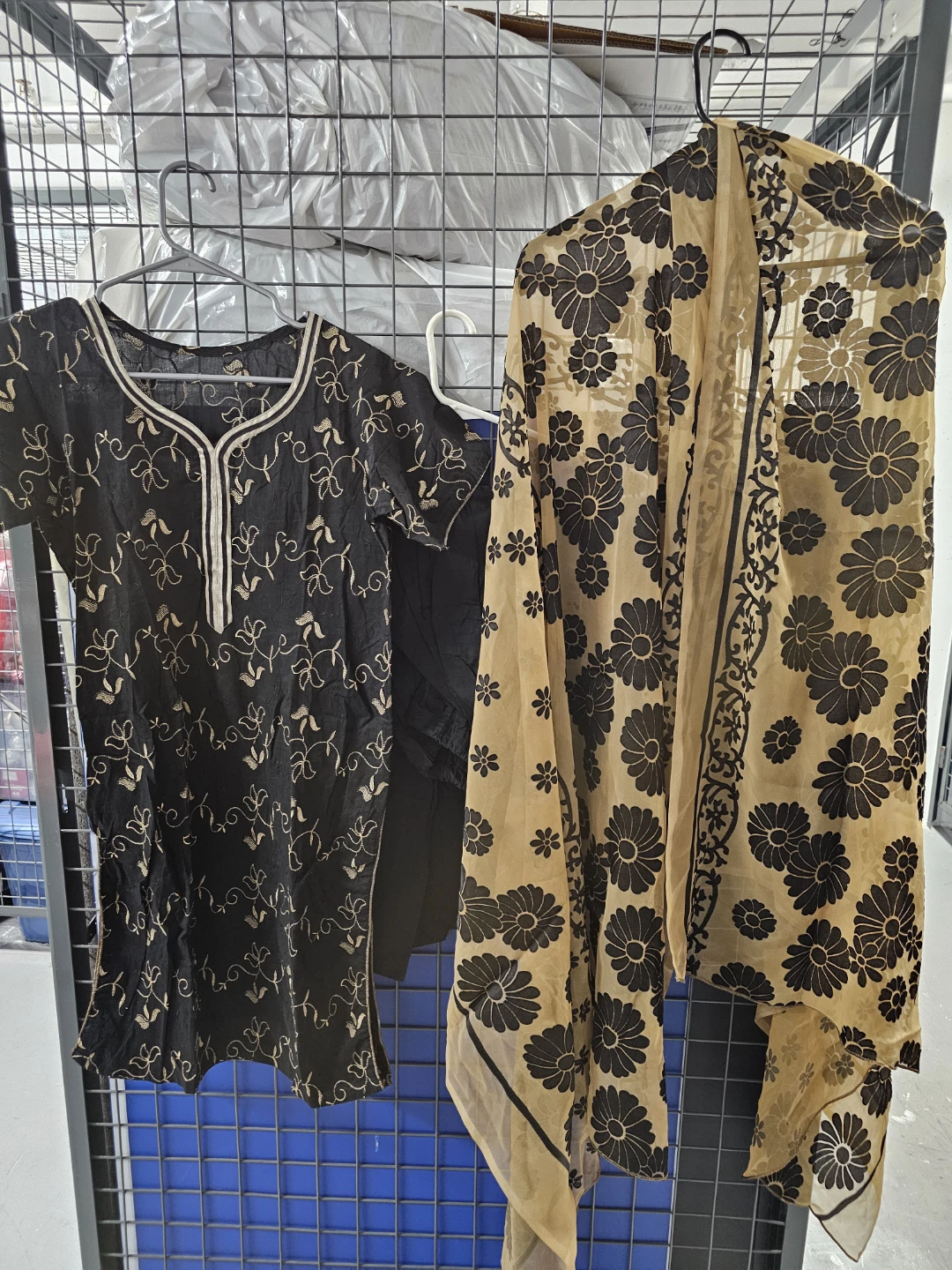 Bundle of Women's cotton 3 piece Suits with Dupatta & pants - photo 4