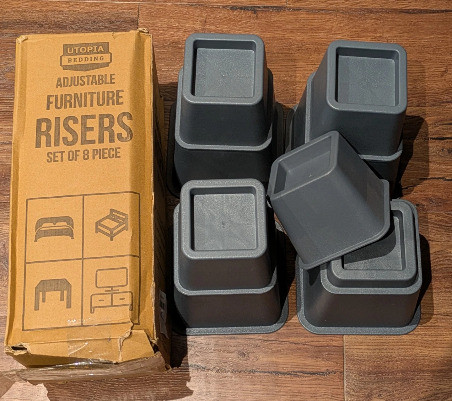 New 8-piece adjustable furniture risers ⚽