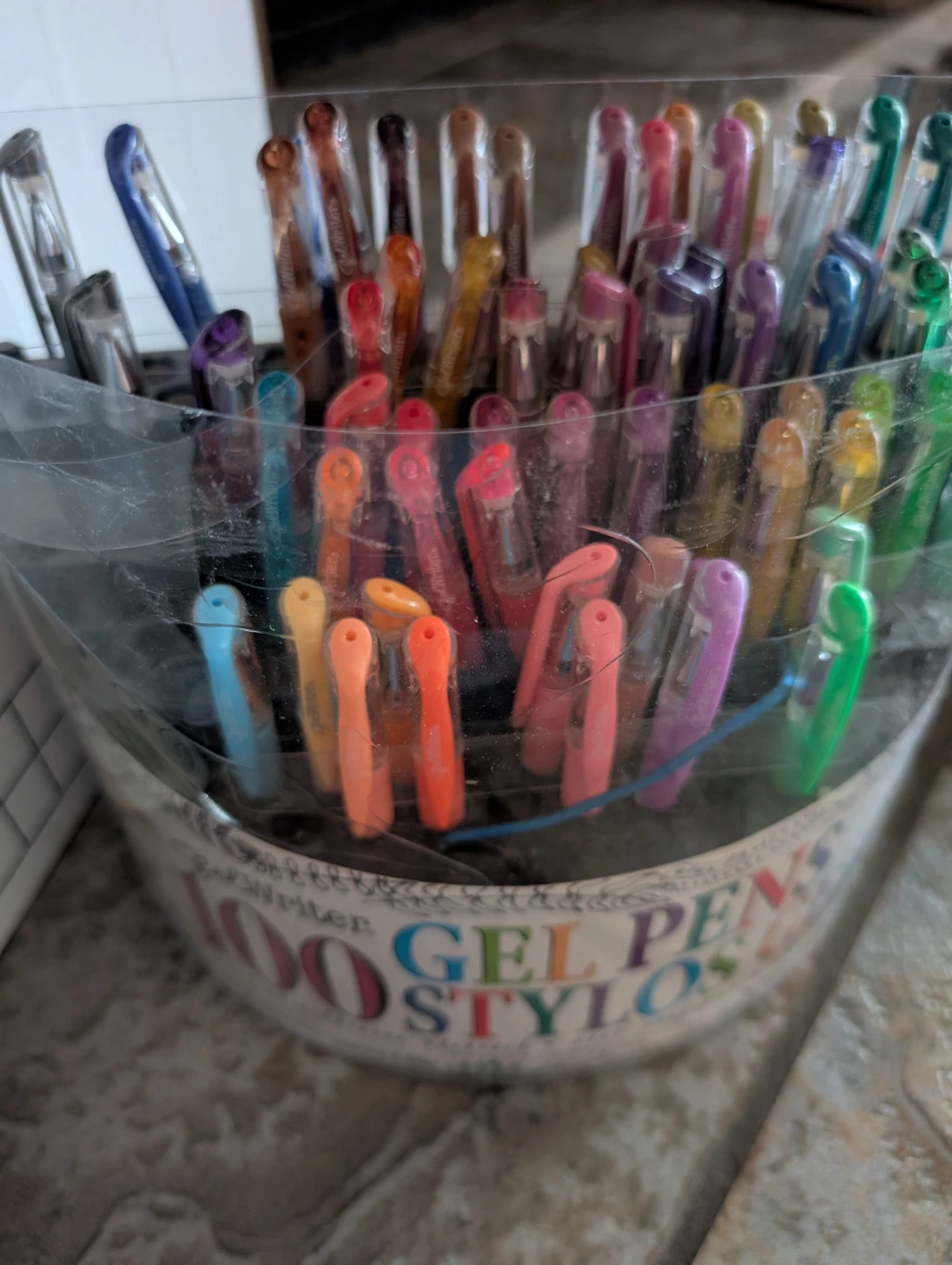 62 Gel Pens & Stylos Set