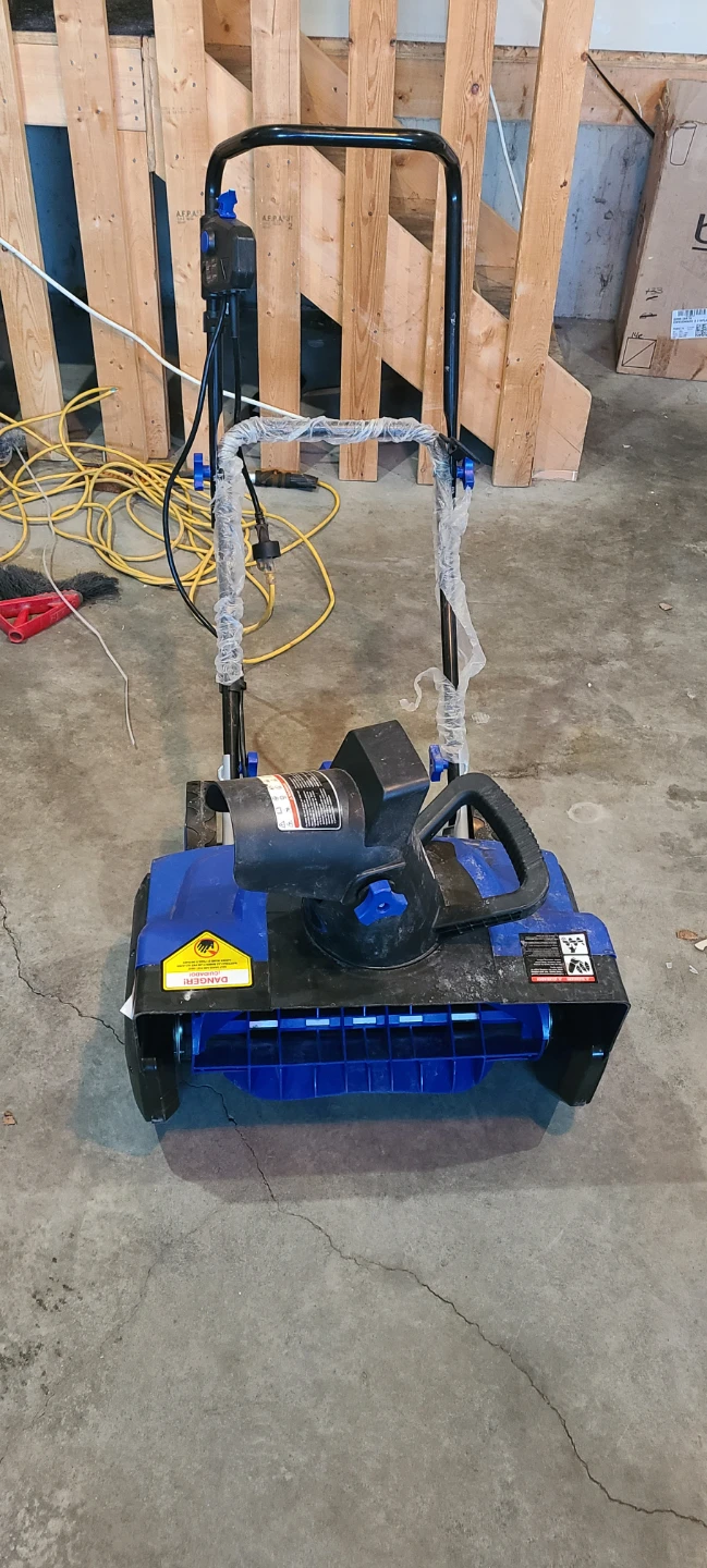 Snow blower
