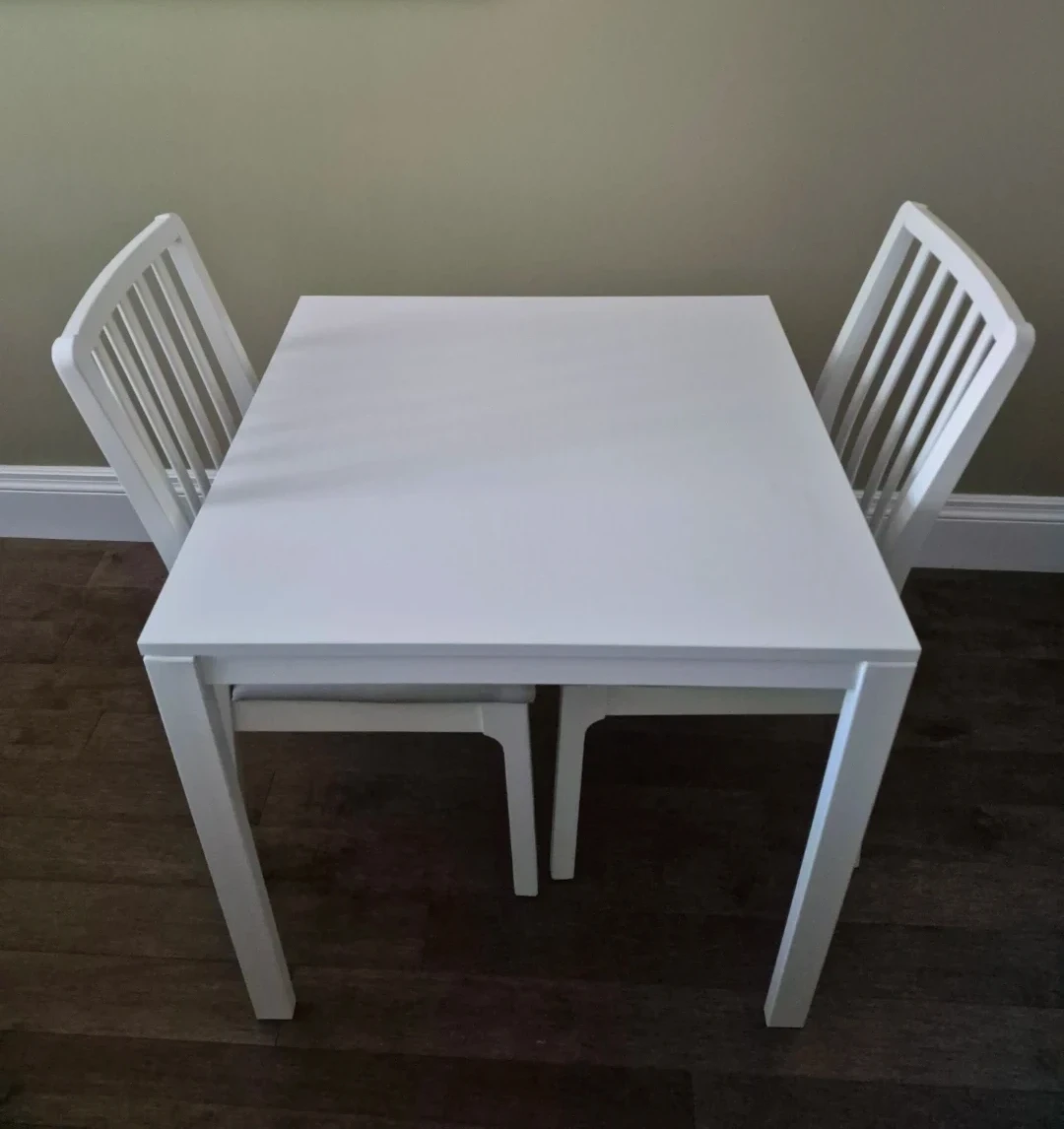 IKEA NÄSINGE Chairs and VIHALS Table Set