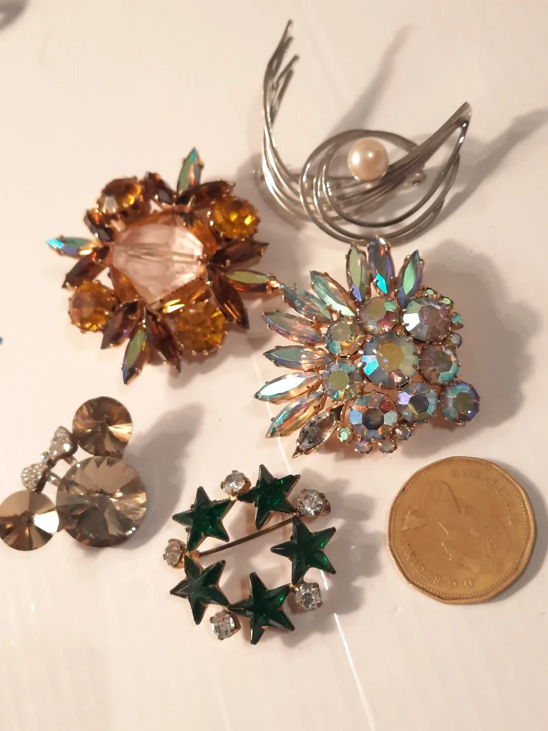 Assorted Brooches Lot