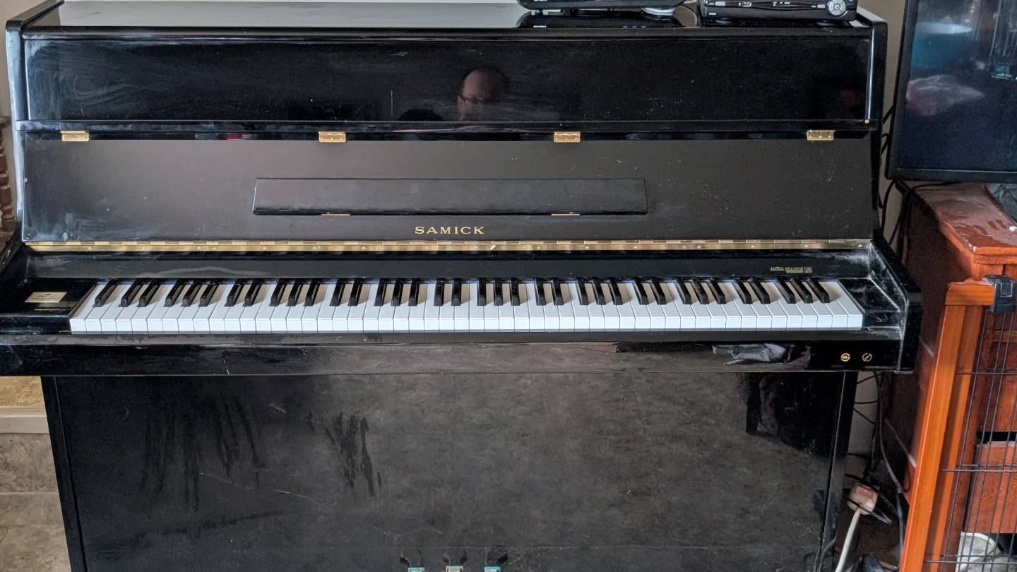 Samick Upright Piano
