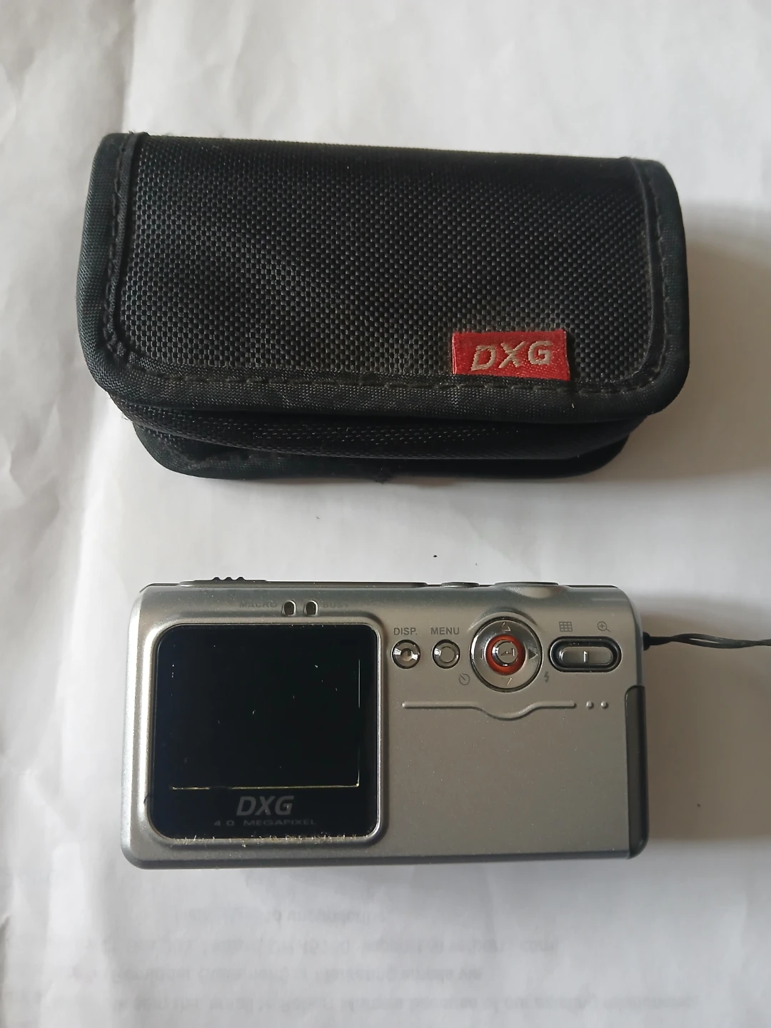 DXG 4.0 Megapixel Digital Camera with Case