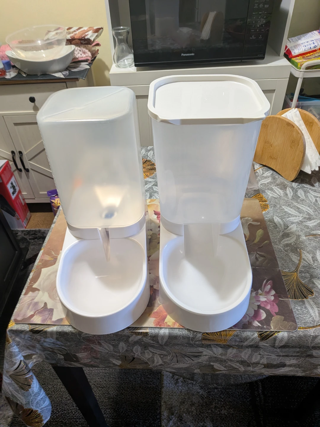 2 Automatic Pet Food & Water Dispensers