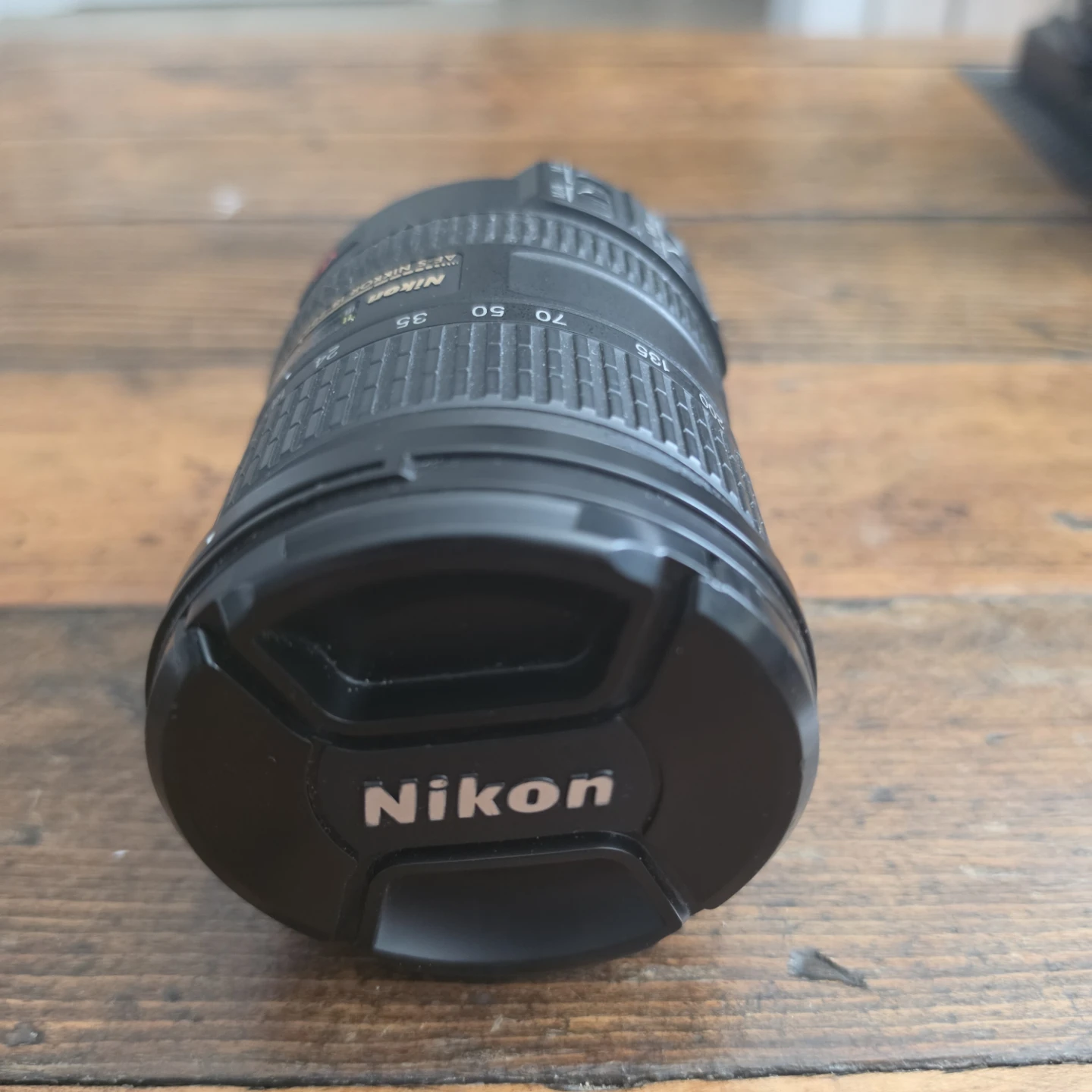 Nikon AF-S NIKKOR 18-200mm f/3.5-5.6 G ED VR Lens - photo 2