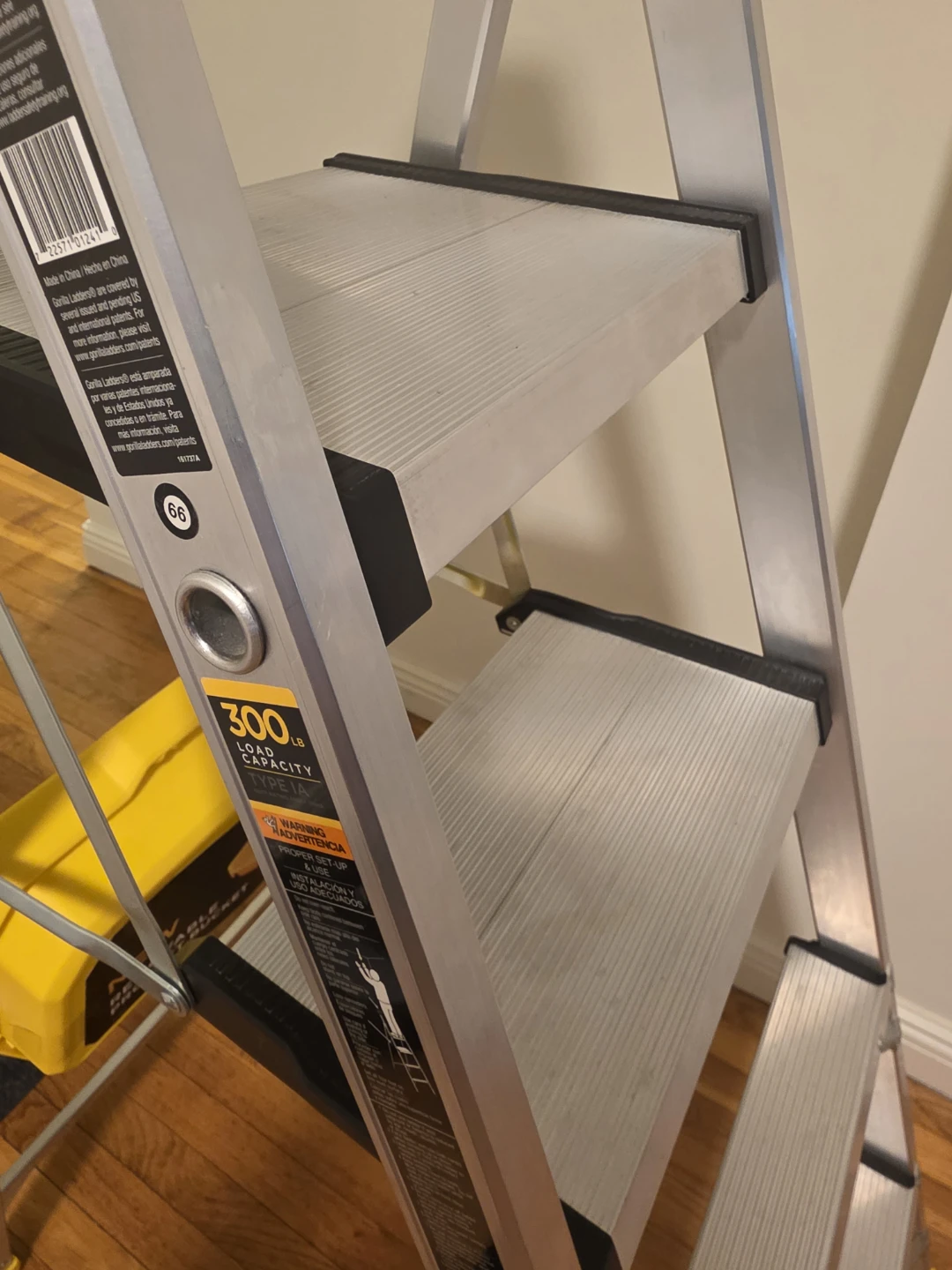 GORILLA Heavy-Duty Ladder - photo 3