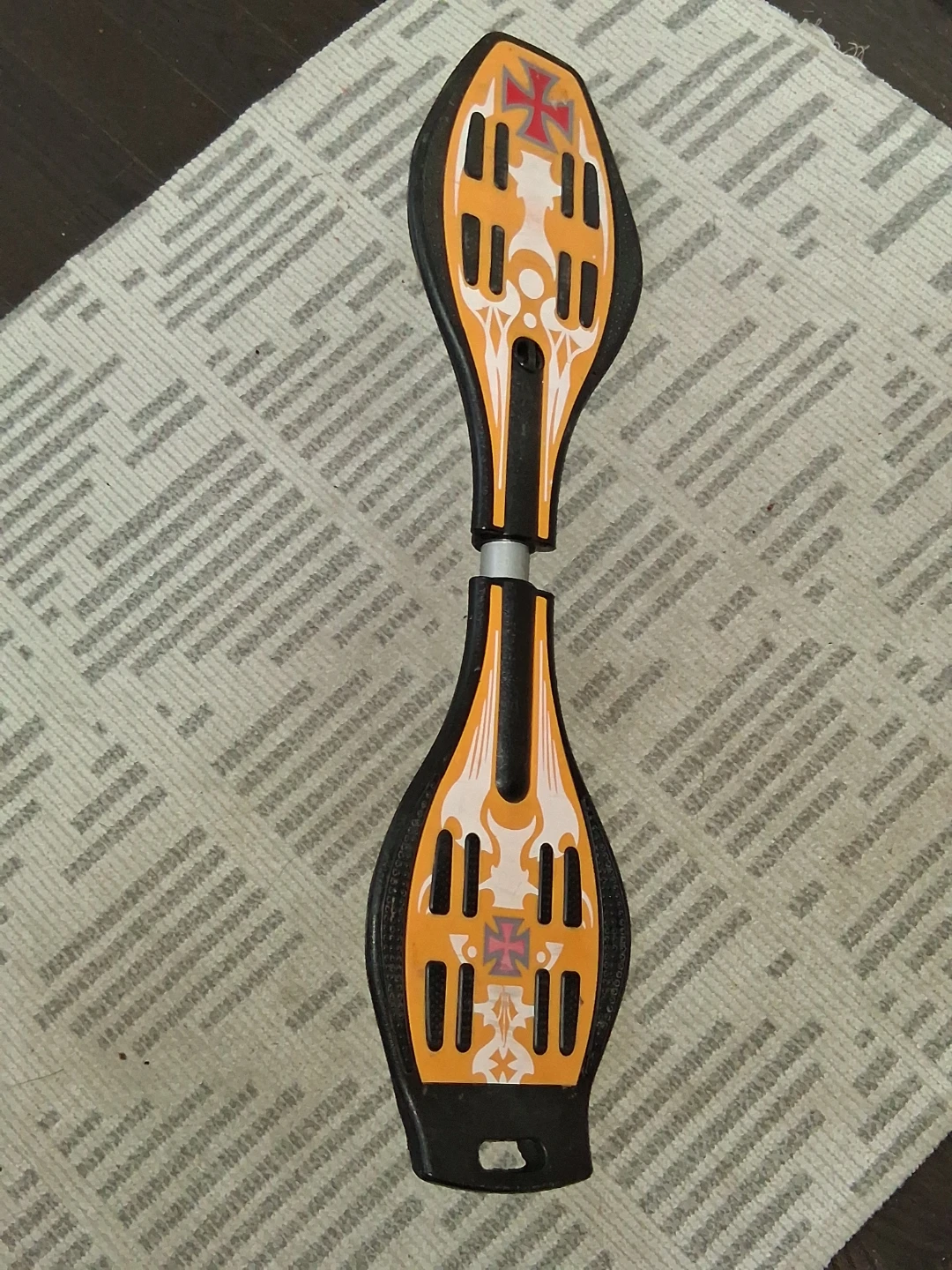 Waveboard/Ripstick Style Board