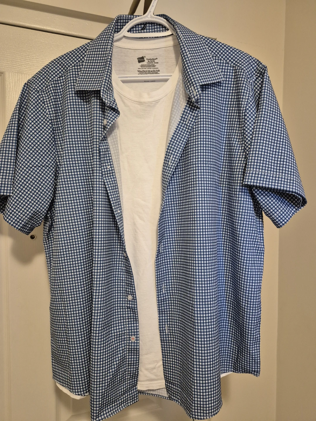 Nautica Men's Short Sleeve Button-Up Shirt with Hanes T-Shirt - photo 4