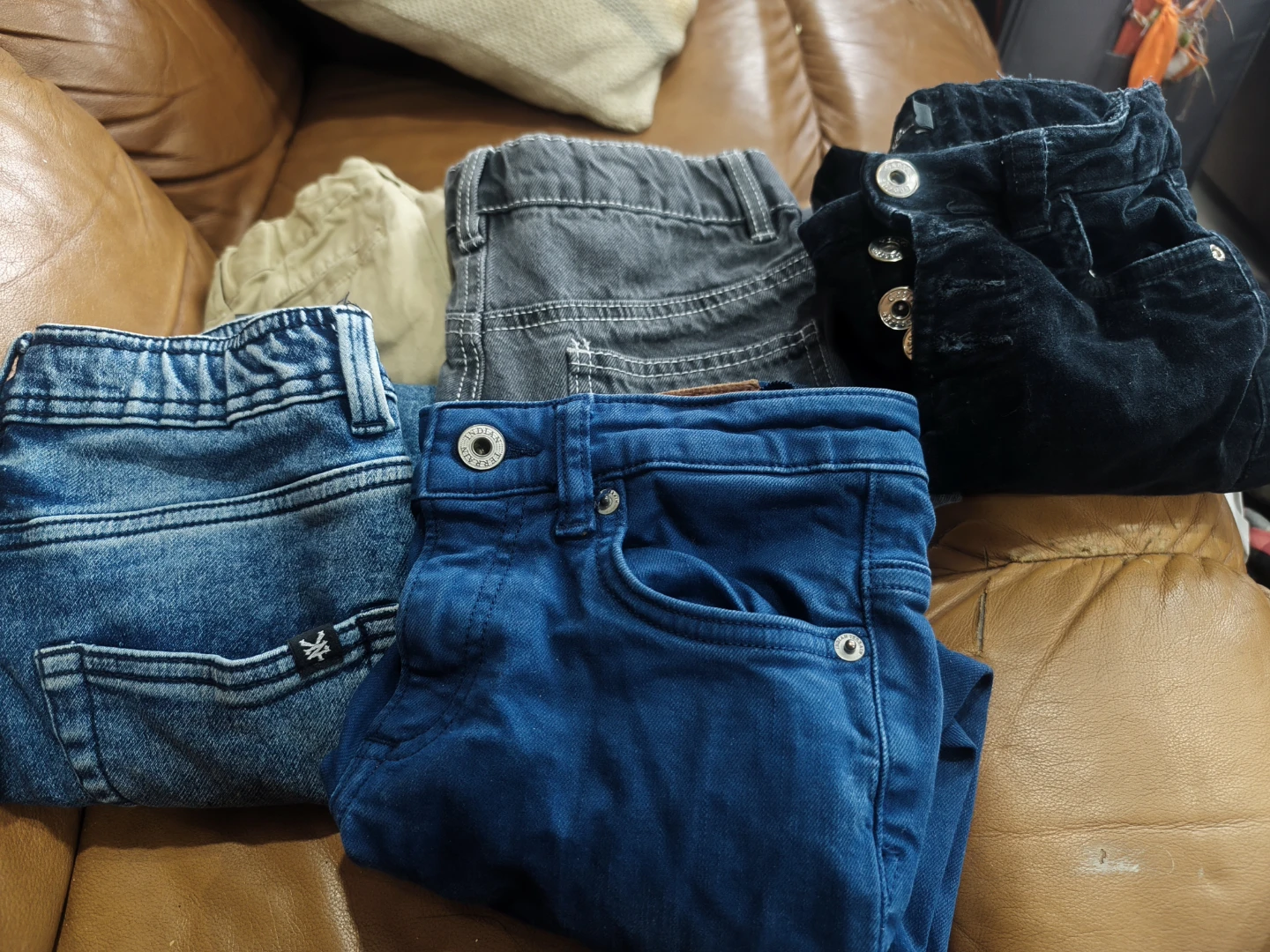 Bundle of Kids' Jeans 7-8 yrs - photo 2