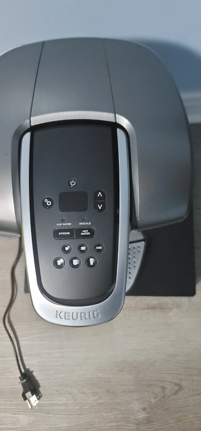 Keurig Coffee Maker with K-Cup Pod Drawer - photo 3