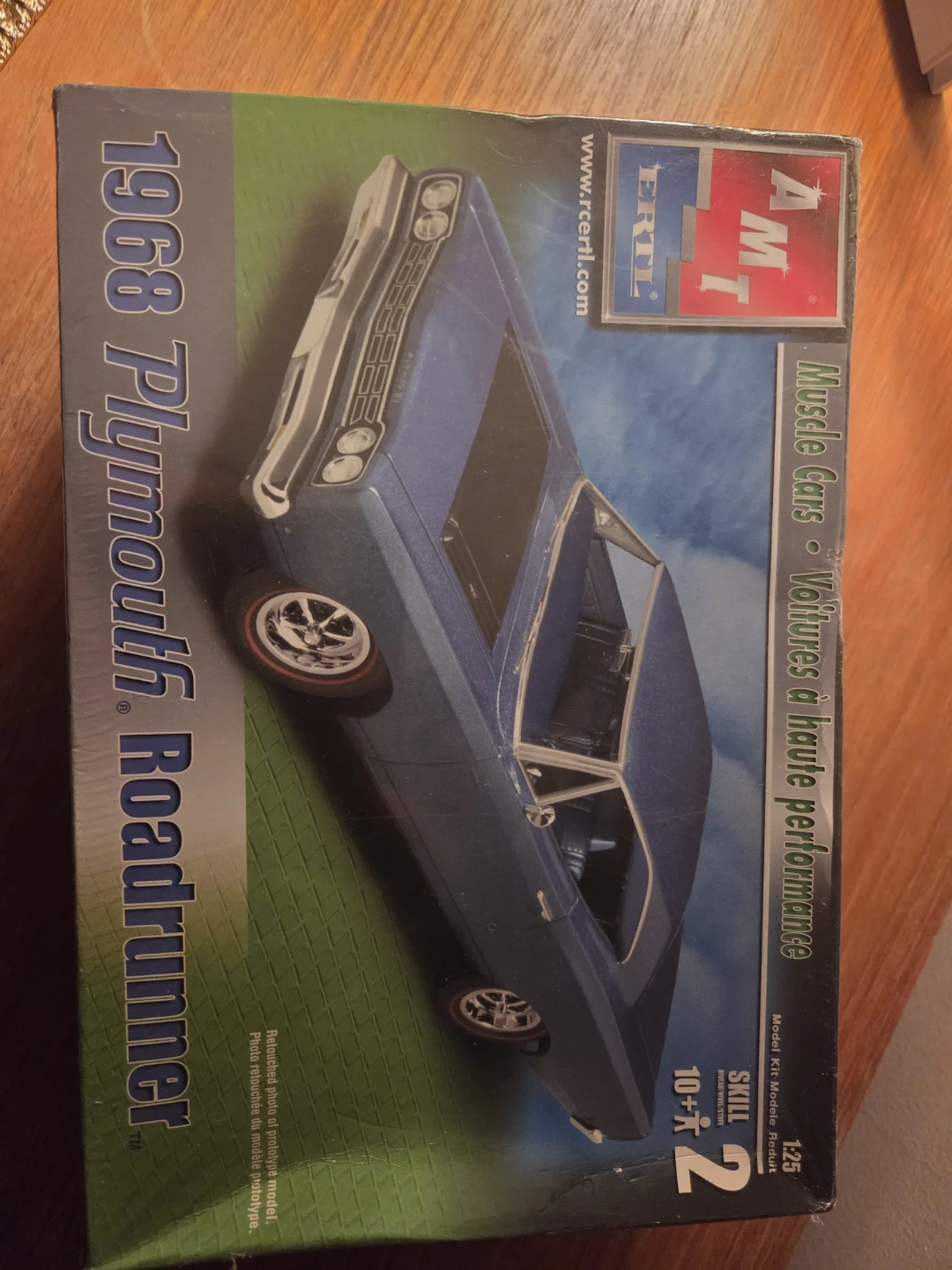 1968 Plymouth Roadrunner AMT Model Kit
