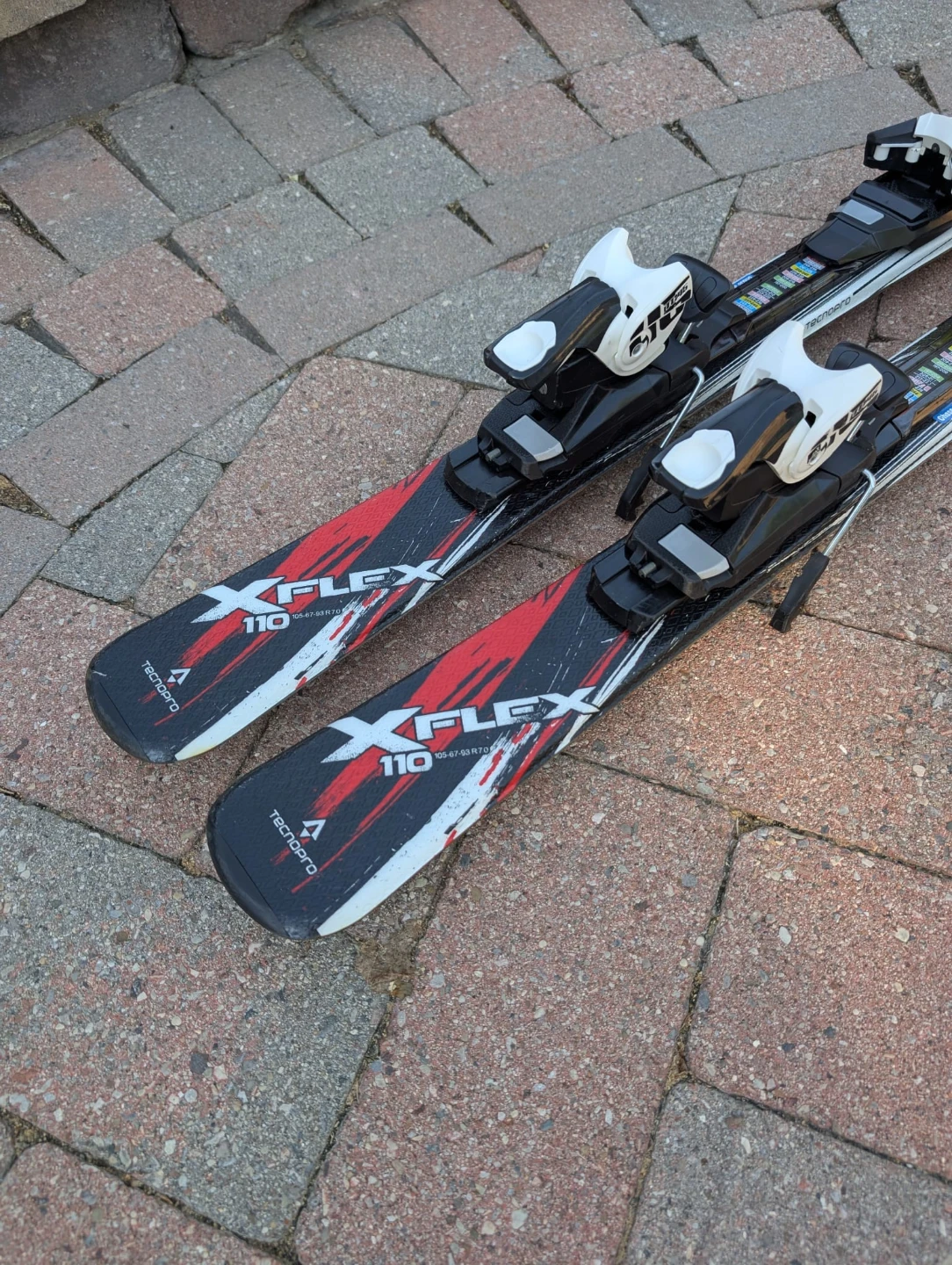 Boy's TecnoPro XT Team Skis - 110cm X Flex - photo 2