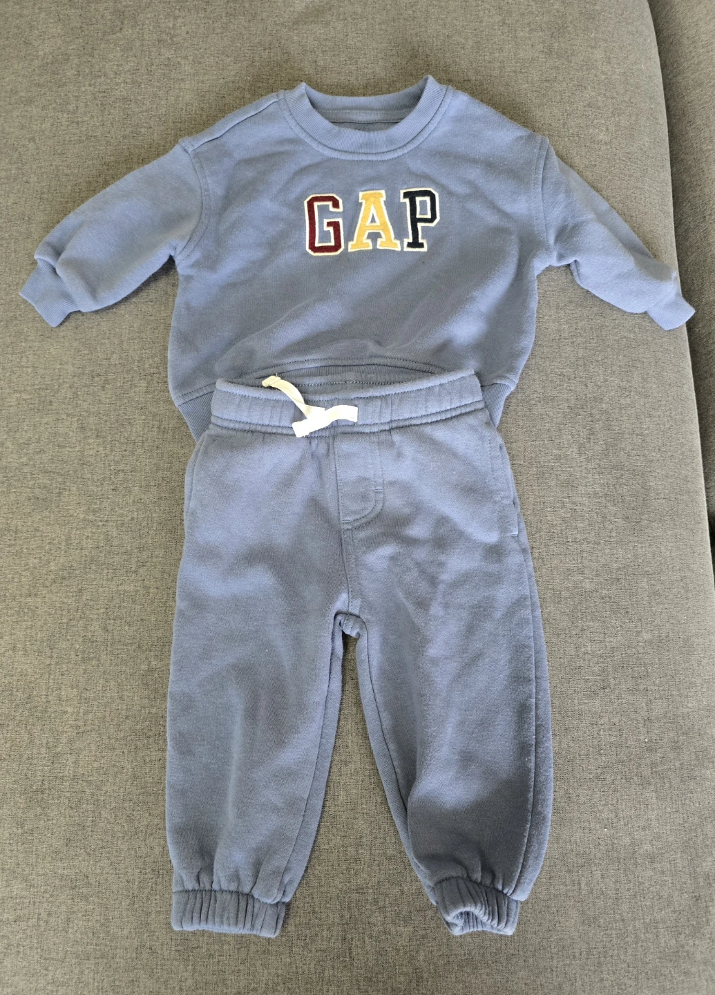 Baby Boys' Sweatshirt and Pants Set (GAP, Disney...) - photo 2