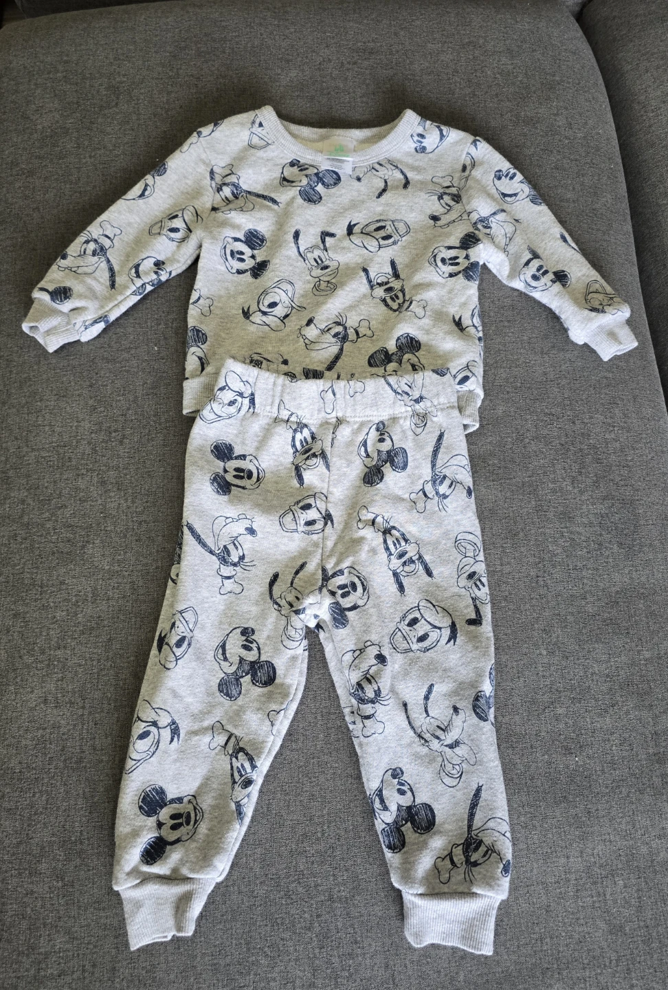 Baby Boys' Sweatshirt and Pants Set (GAP, Disney...) - photo 4