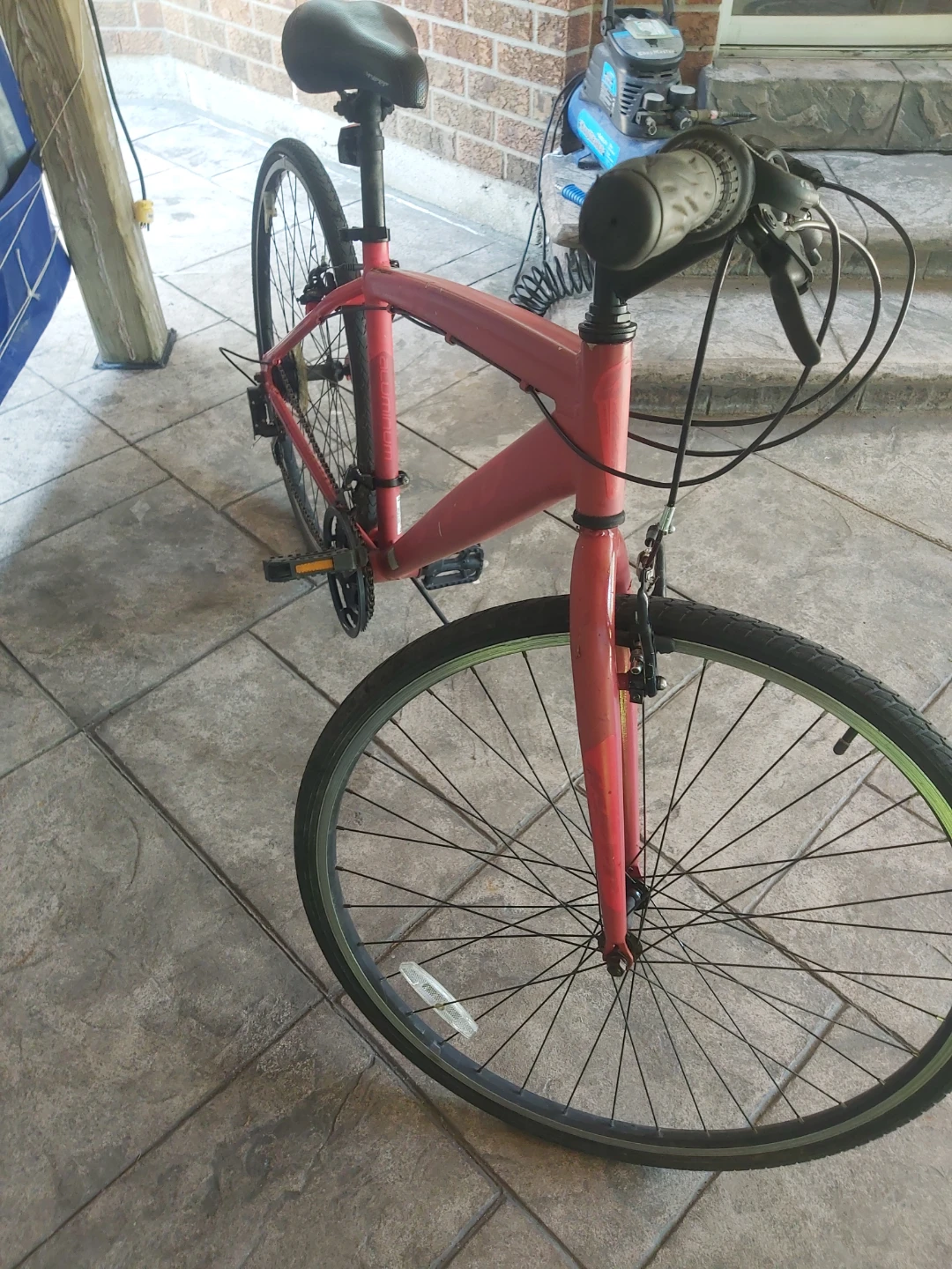 Red Hybrid Bicycle - photo 2