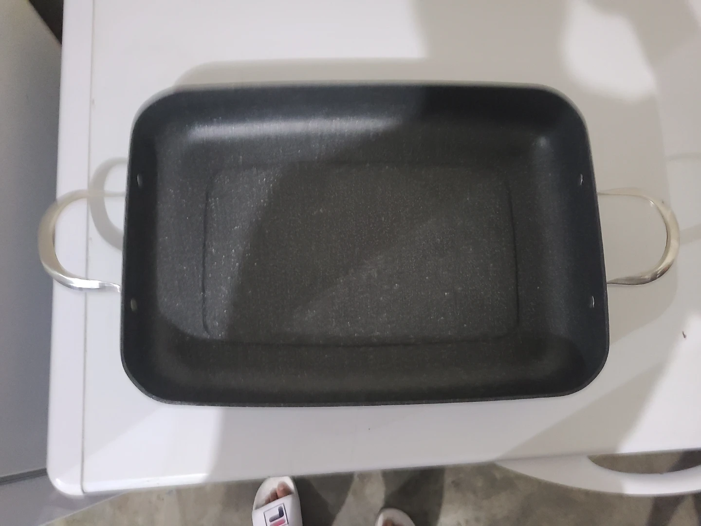 Roasting pan